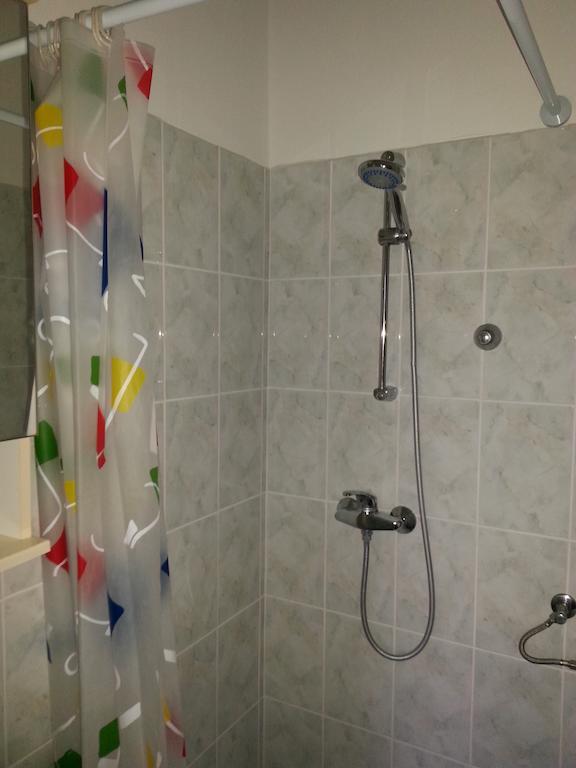 Guesthouse Lidija Kukljica Ruang foto